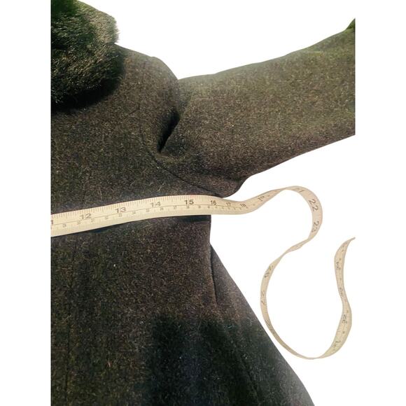 Rothschild Girls Button Down Coat Faux Fur Collar Cuffed Charcoal Gray Size 6X - Picture 8 of 9